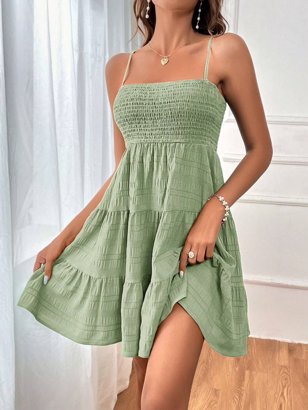 Women Fashion Casual Solid Color Pleated Spaghetti Strap Dress