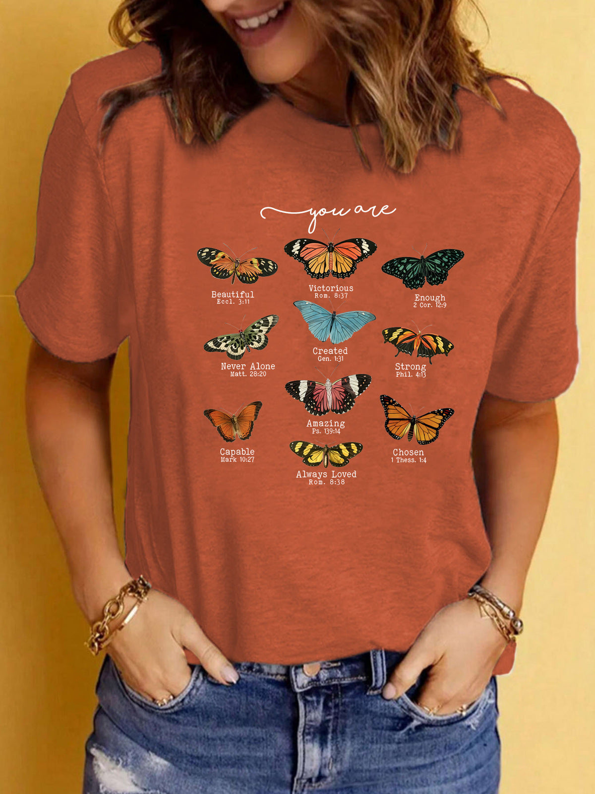Camiseta informal holgada de manga corta con estampado de mariposas para mujer