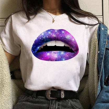 Camiseta informal de manga corta con estampado de labios para mujer