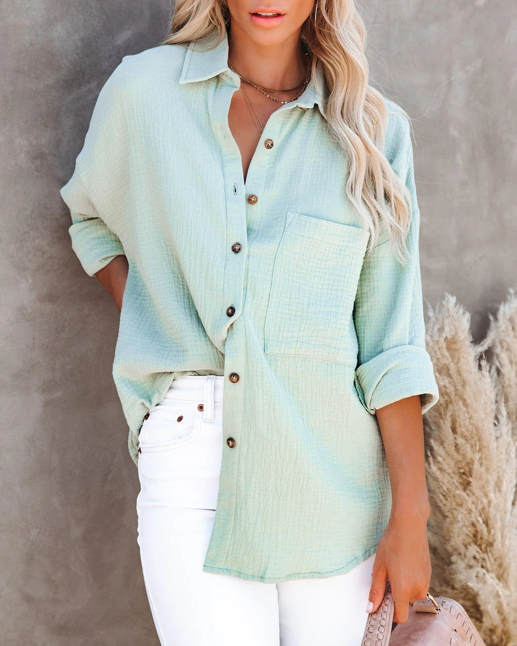 Blusa informal de lino y algodón con botones, cuello en V y manga larga para mujer