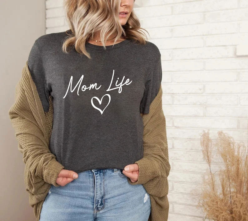 Camiseta informal de manga corta para mujer con texto "Mamá, vida de madre, feliz día de la madre"