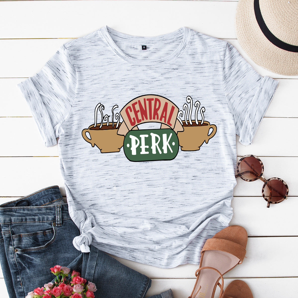Camiseta informal de manga corta de Central Perk para mujer
