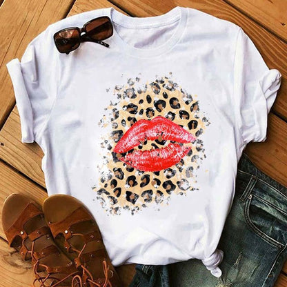 Camiseta informal de manga corta con cuello redondo y estampado de labios para mujer