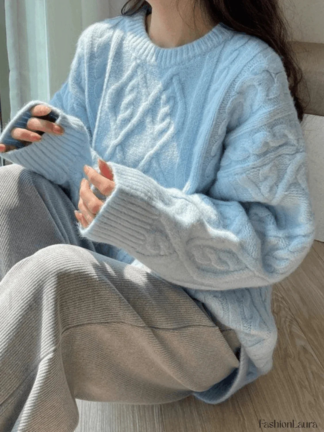 Crew Neck Cable Knit Pullover Sweater