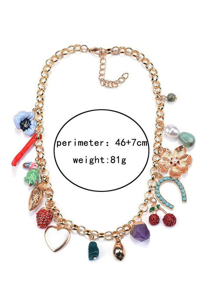 Collar con múltiples colgantes de cristal