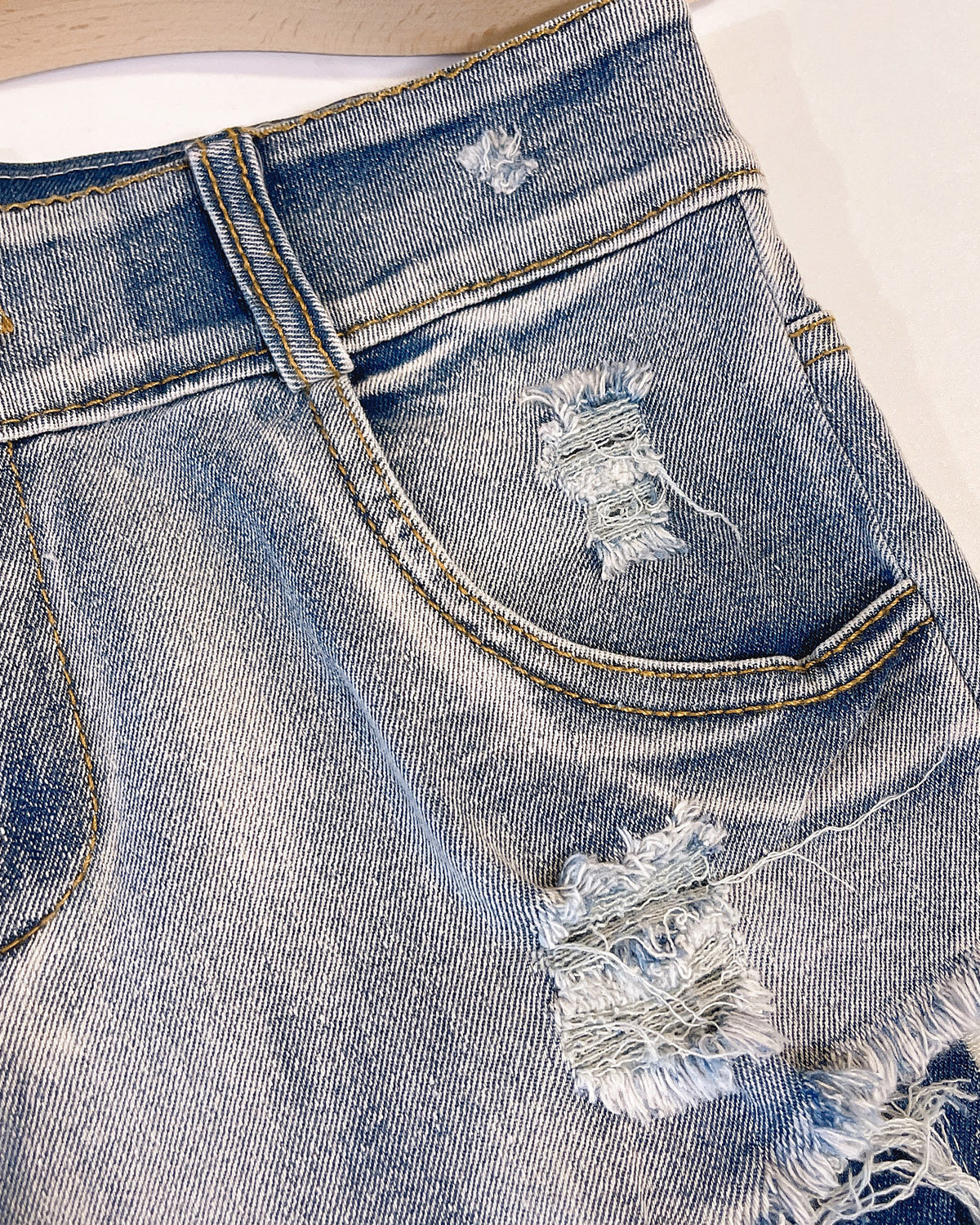 Women’s Sexy Raw Edge High Waist Jeans Shorts