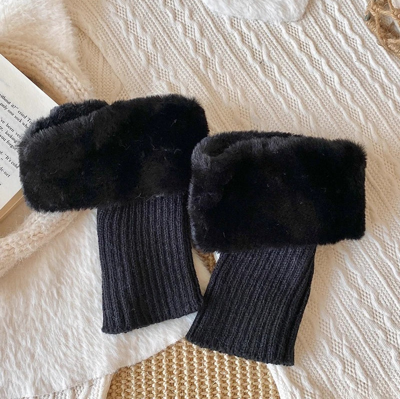 Autumn Winter Plush Knit Pile JK Calf Socks