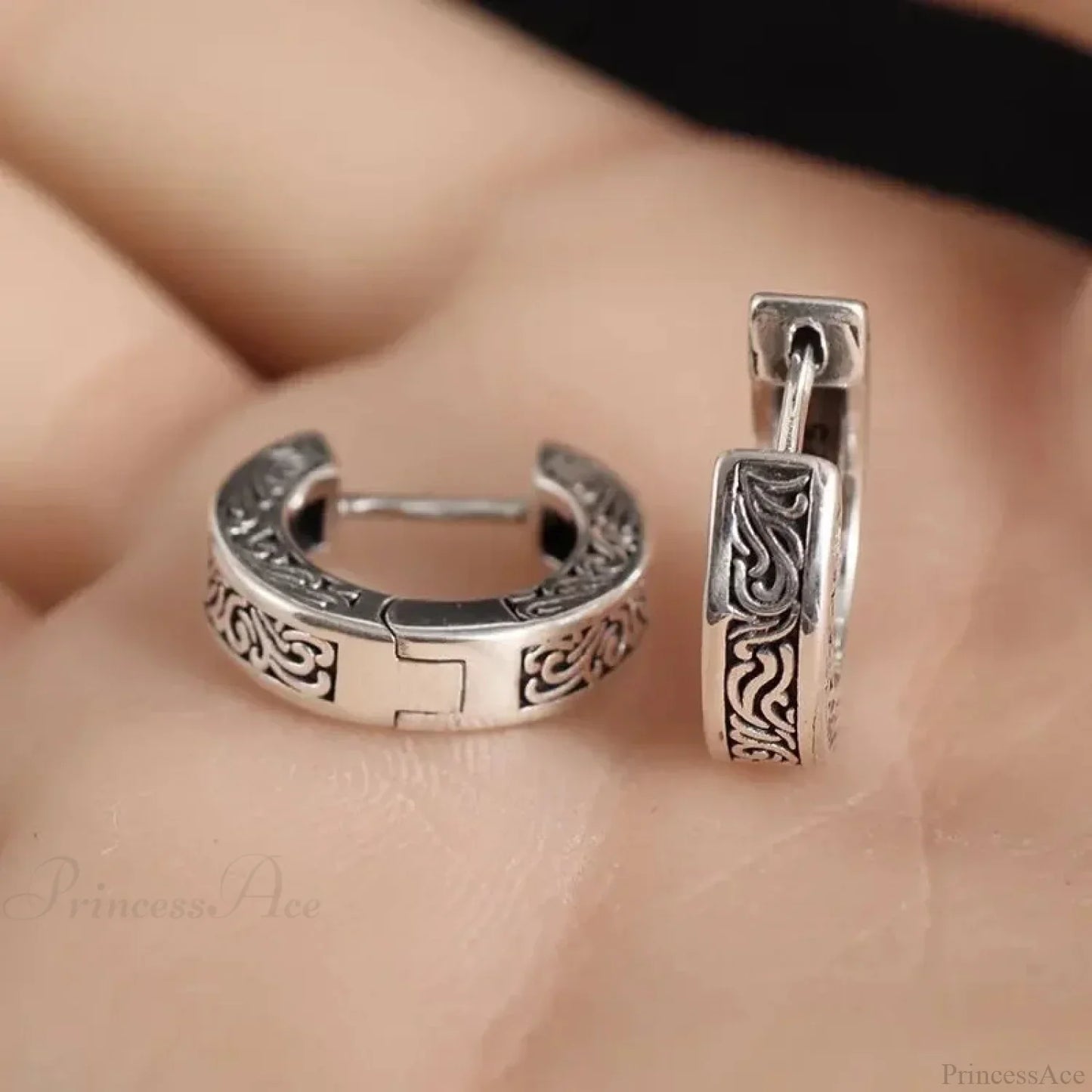 Dark Black Skull Awl Rock Declaration Earring