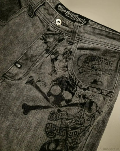 Dark Skull Print Tall Waist Pant