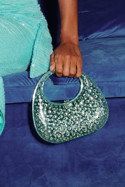 Bolso de mano de acrílico con adornos de diamantes