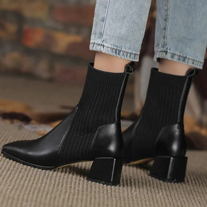 Vegan Smooth Chelsea Boots with Heel for Women | Ideal for Everyday Wear