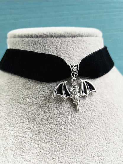 necklace Vintage Halloween Heart Necklaces for Women