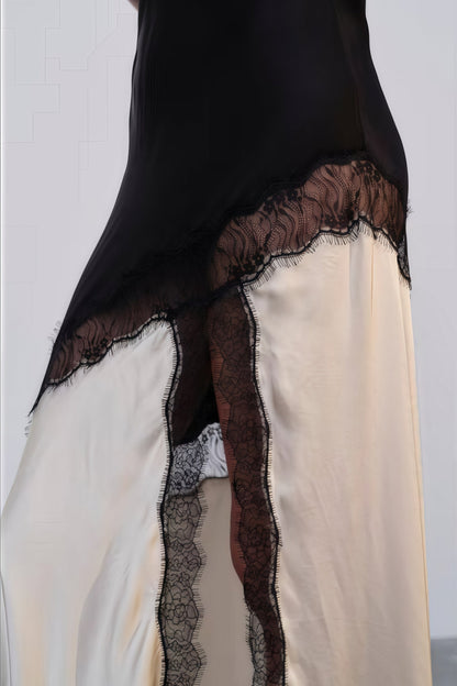 Danidse Sleeveless Lace Maxi Dress