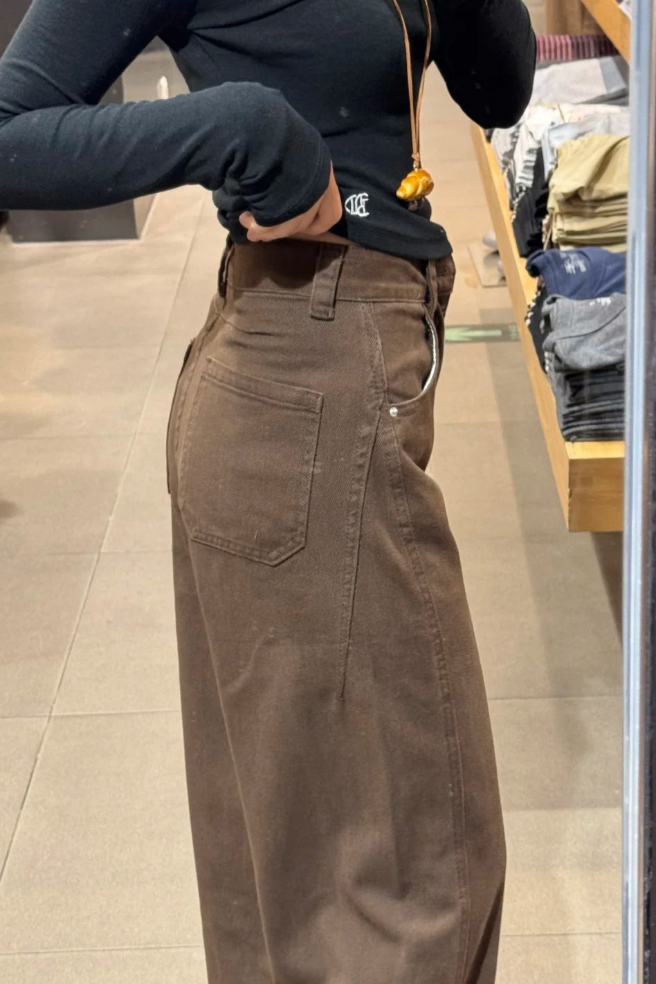 Curved Hem Straight Leg Wide Leg Jeans