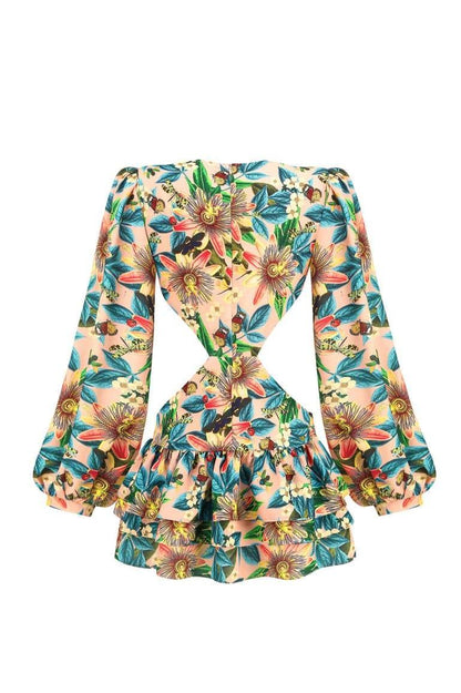 Vestido mini con capas y aberturas de Edana