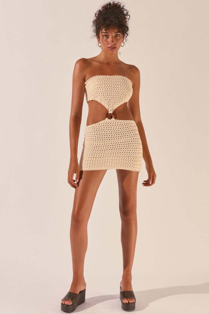Vestido mini de crochet con aberturas y sin tirantes Edna