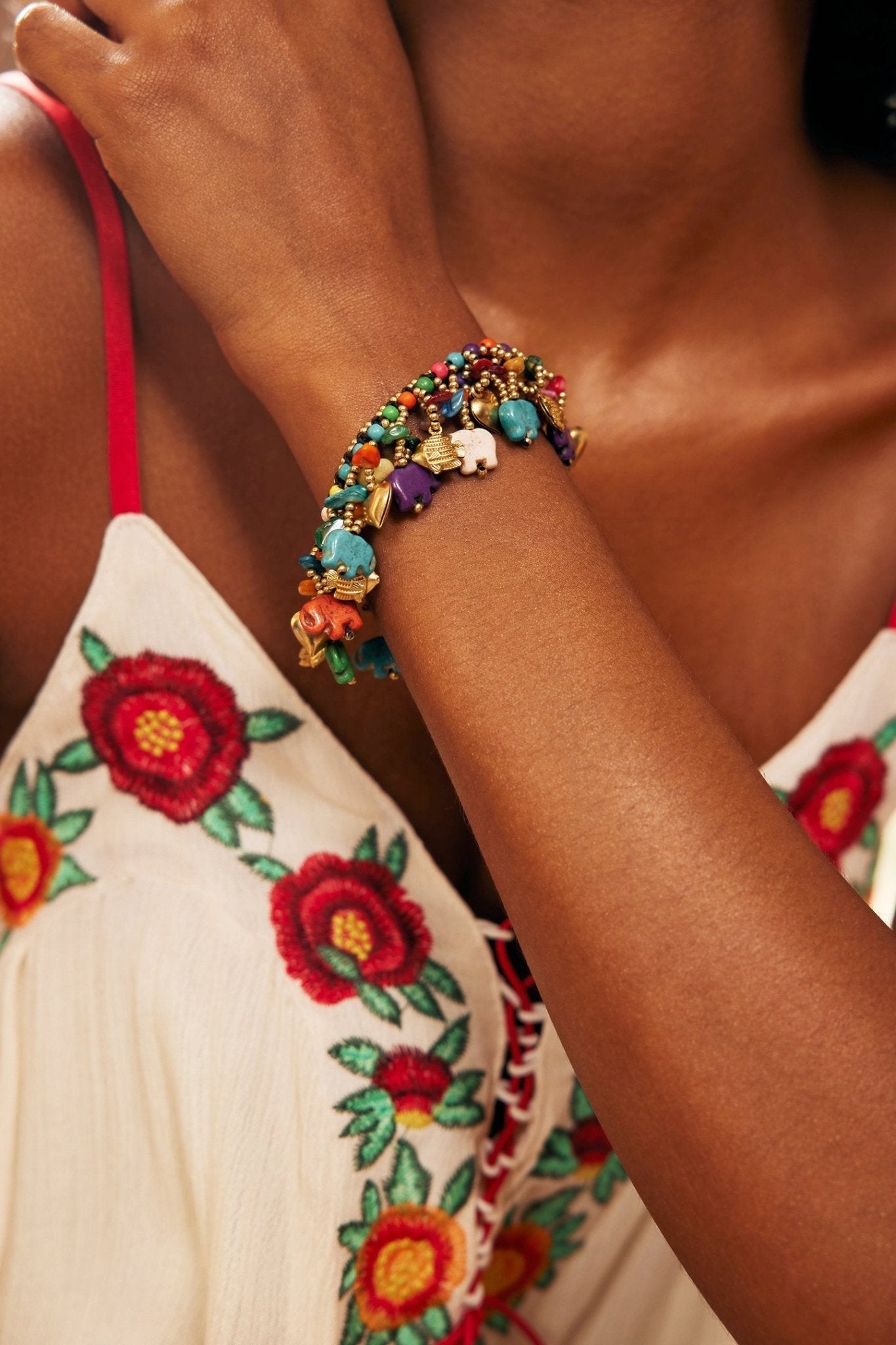 Pulsera trenzada retro de elefante