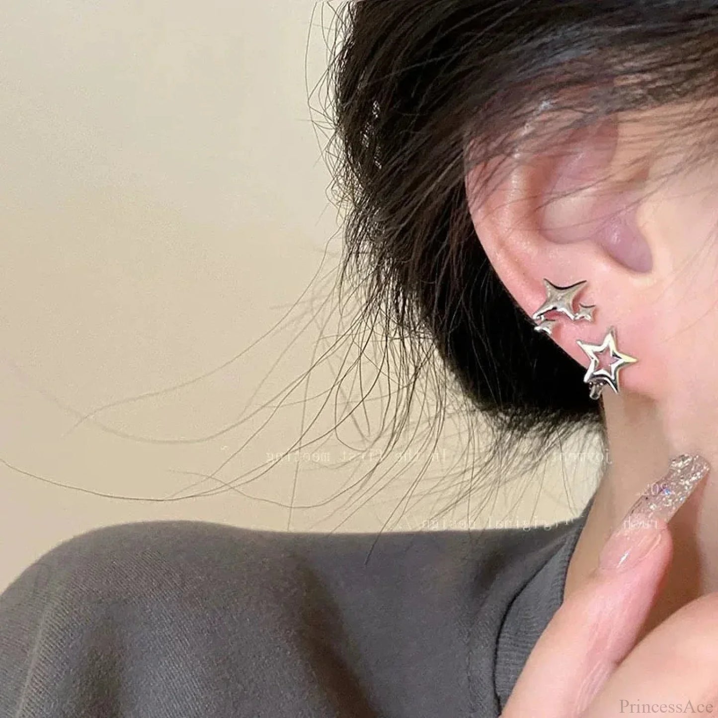 Empty Five-pointed Star Constellation Stud Earring