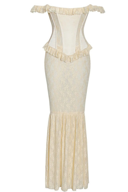 Vestido largo con hombros descubiertos, corsé peplum y encaje satinado