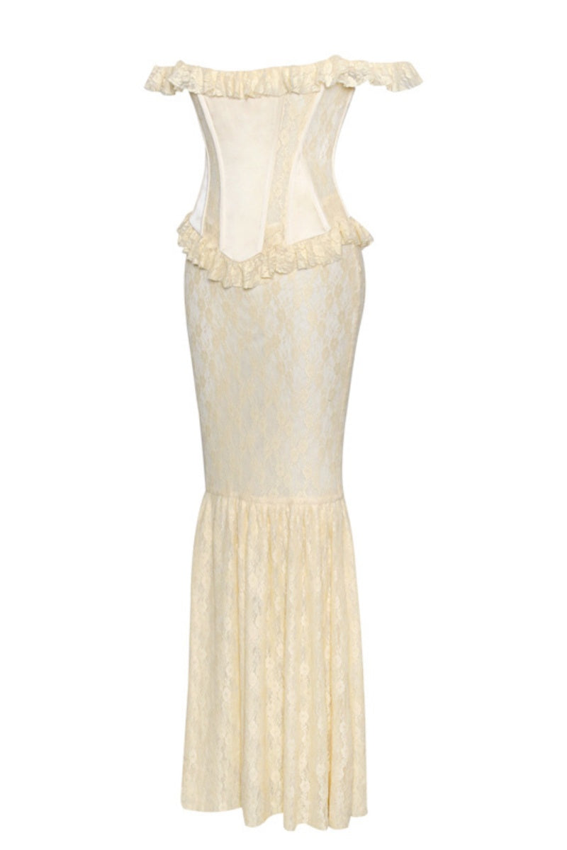 Vestido largo con hombros descubiertos, corsé peplum y encaje satinado