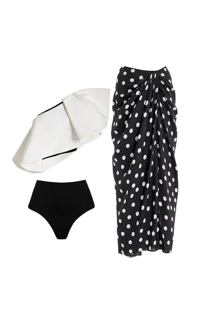 Conjunto de bikini con falda cruzada de lunares