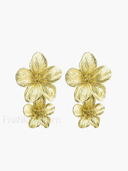 Fashionable Charming Flower-Shaped Earrings