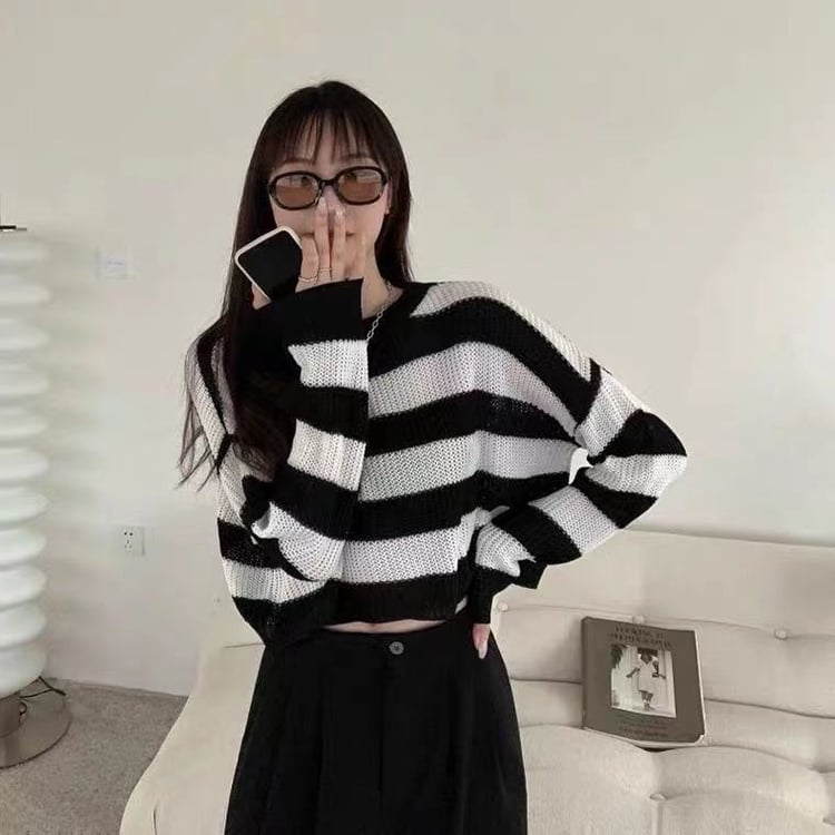 Black & Grey Striped Cropped Long Sleeve Sweater