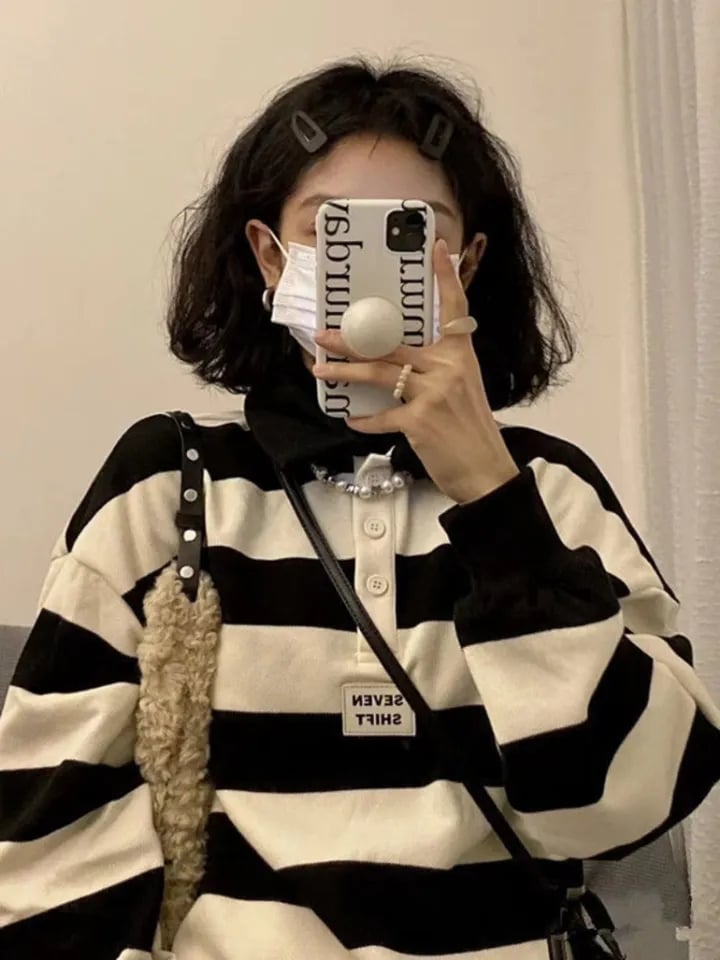 Black & White Stripe Polo Collar Sweatshirt