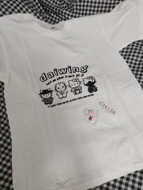 Loose Kitty Cat Anime Short Sleeve