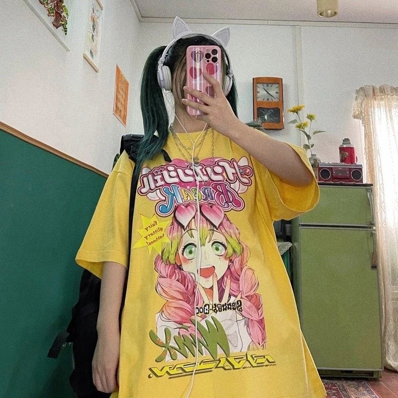 Cute Anime Girl Cartoon Graphic Print Retro Vintage White Oversize T- Shirt Top Aesthetic Casual Summer E-Girl Kawaii Korean Japanese Harajuku