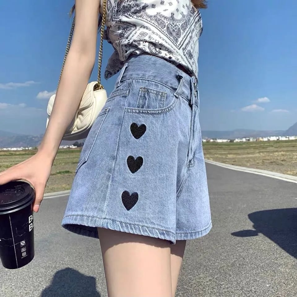 Heart Embroidery Denim Shorts