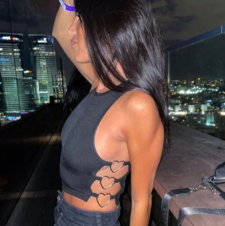 Cute Black Heart Hollow Out Ribbed Tank Crop Top Sleeveless Shirt Punk Goth Summer Aesthetic Casual E-Girl Kawaii Korean Japanese Harajuku
