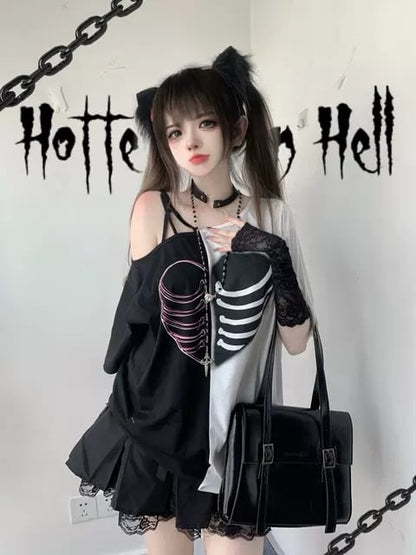 Black & White Heart Rib Skull Short Sleeve T-shirt