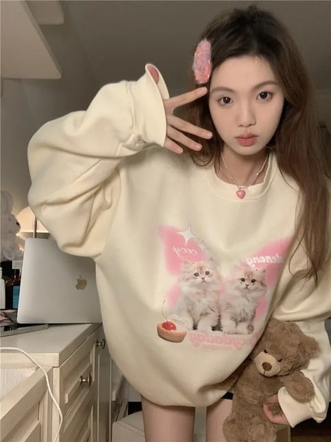Cat Print Long Sleeve Sweatshirt