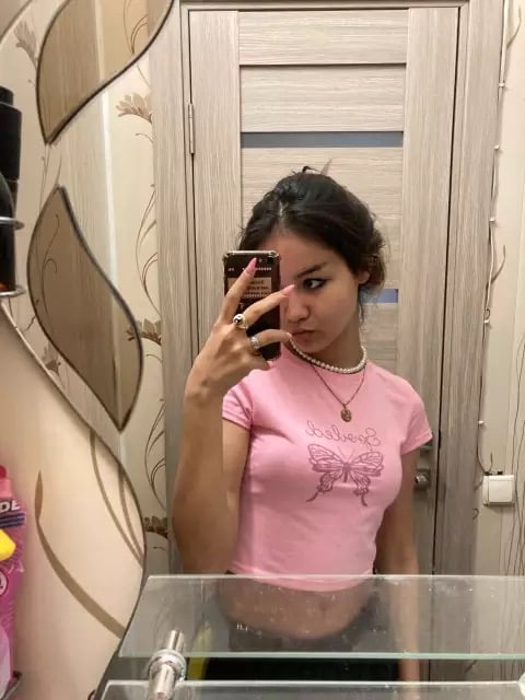 Cute Pink Butterfly Glitter Sparkle Print Crop Top Short Sleeve Shirt Tee T-shirt Summer Casual E-Girl Kawaii Korean Japanese Harajuku Streetwear