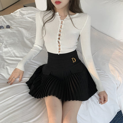 White Pleated D Metal Plate High Waist Mini Skirt