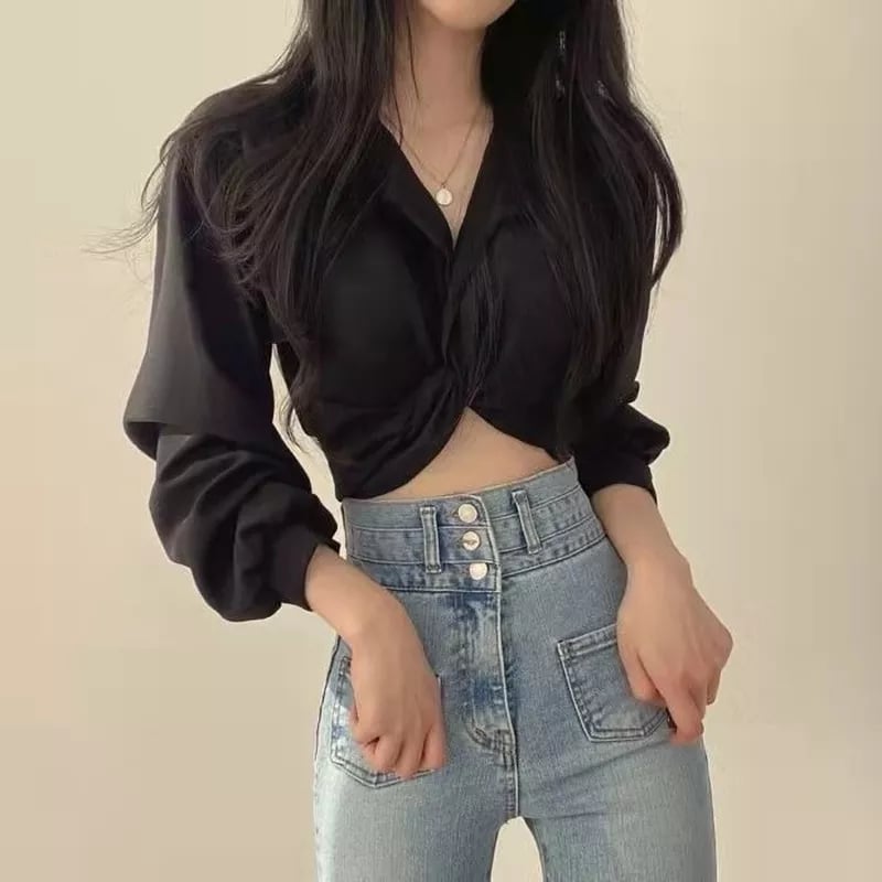 White Chic Cropped Long Sleeve Shirt