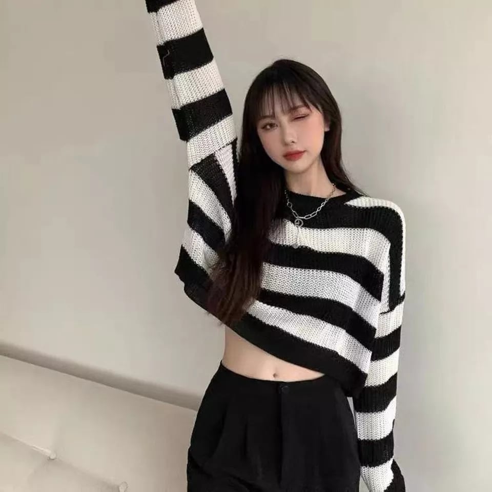 Black & Grey Striped Cropped Long Sleeve Sweater