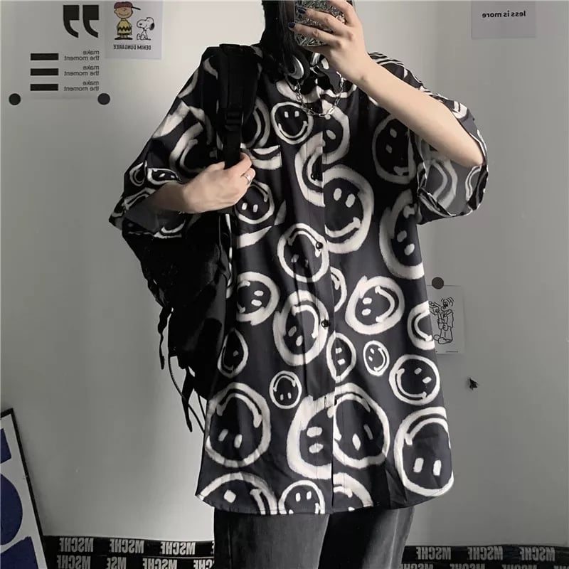 Black Smiley Happy Face Cartoon Print Button Down Oversize Short Sleeve Shirt Goth Aesthetic Casual Summer E-Girl Kawaii Korean Japanese Harajuku