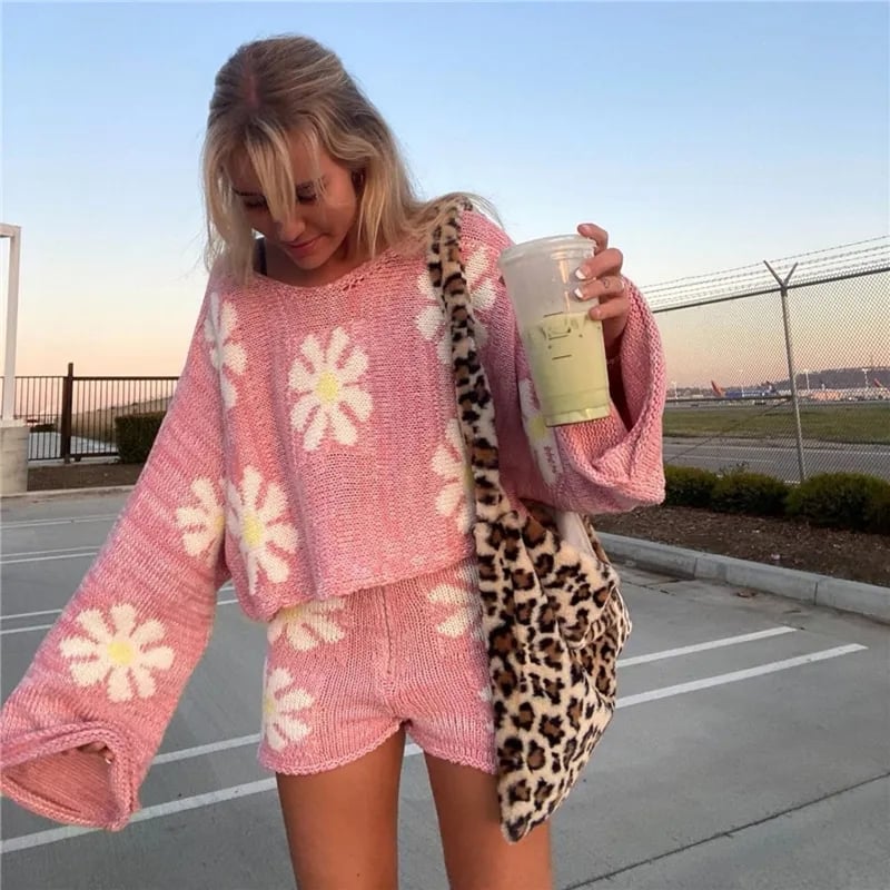 Floral Knit Long Sleeve Pullover + Shorts