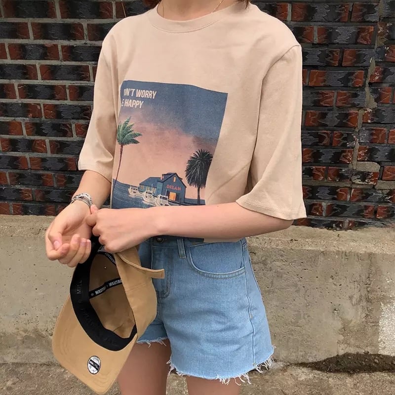 Cute Vintage Pastel Summer Beach Art Print Short Sleeve Tee Shirt T-shirt Top Oversized Loose Causal E-Girl Kawaii Korean Japanese Harajuku Streetwear