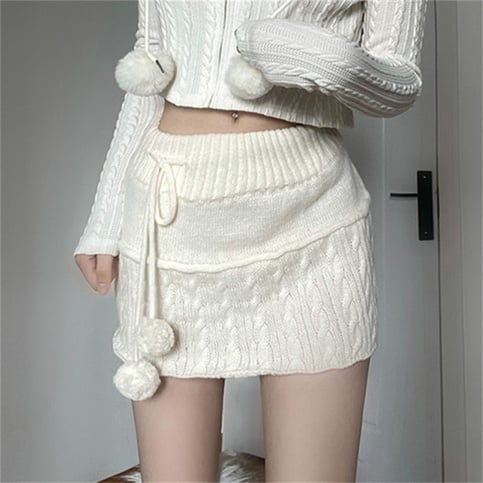 White Knit Twist Mini Skirt