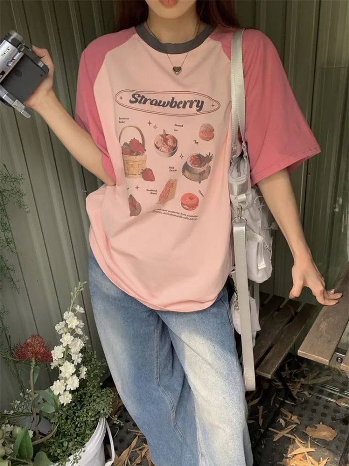 Strawberry Cake Print Short Sleeve T-shirt