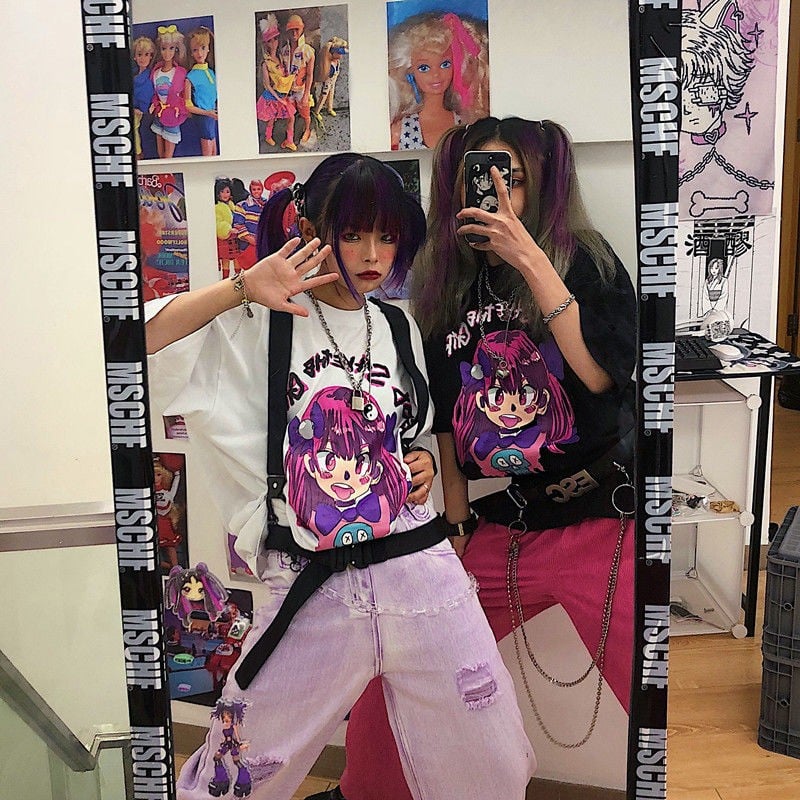 Cute Girl Graffiti Graphic Art Print Punk Baggy Hip Hop Oversized Long Sleeve Tee Shirt T-shirt Top E-Girl Kawaii Korean Japanese Harajuku Streetwear