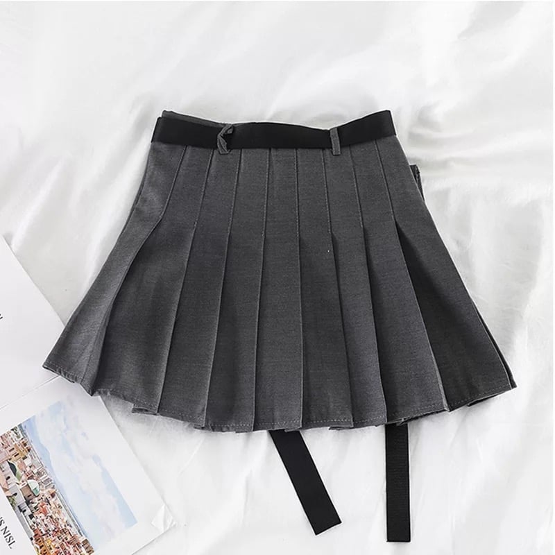 Cute Black Safari Kpop High Waisted Pleated Mini Skirt Goth Punk E-Girl Kawaii Korean Japanese Harajuku Chinese Retro Streetwear Aesthetic