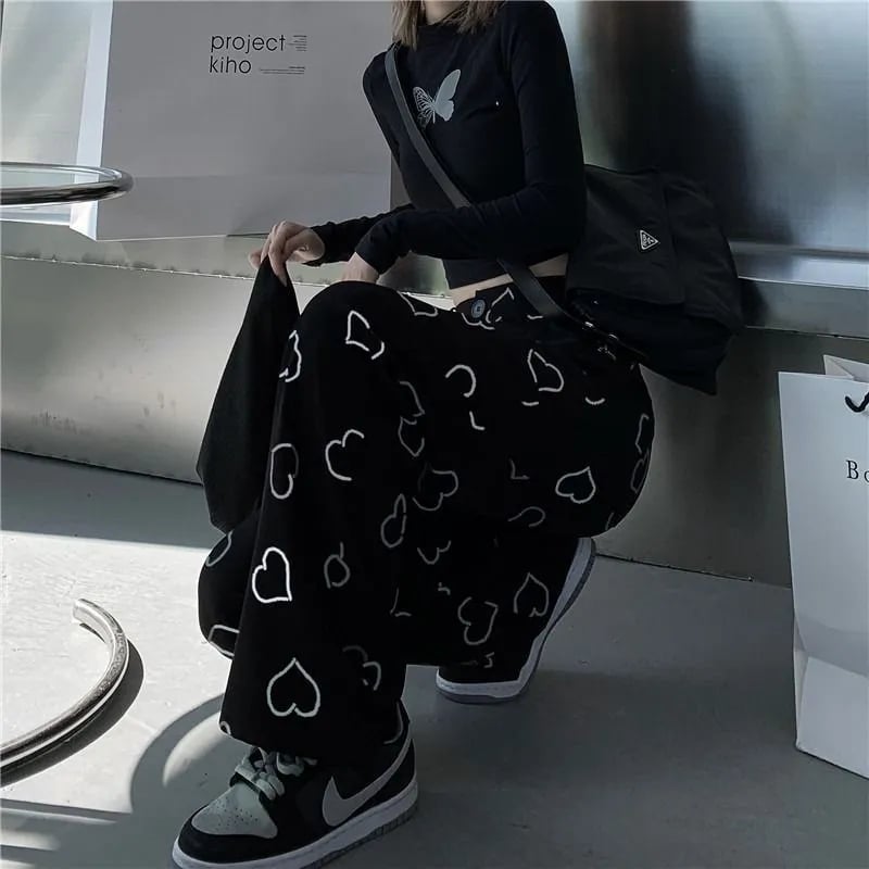 Black Heart Print High Waist Pants