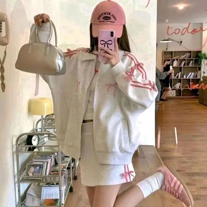 Bow Embroidery Zipper Fleece Jacket