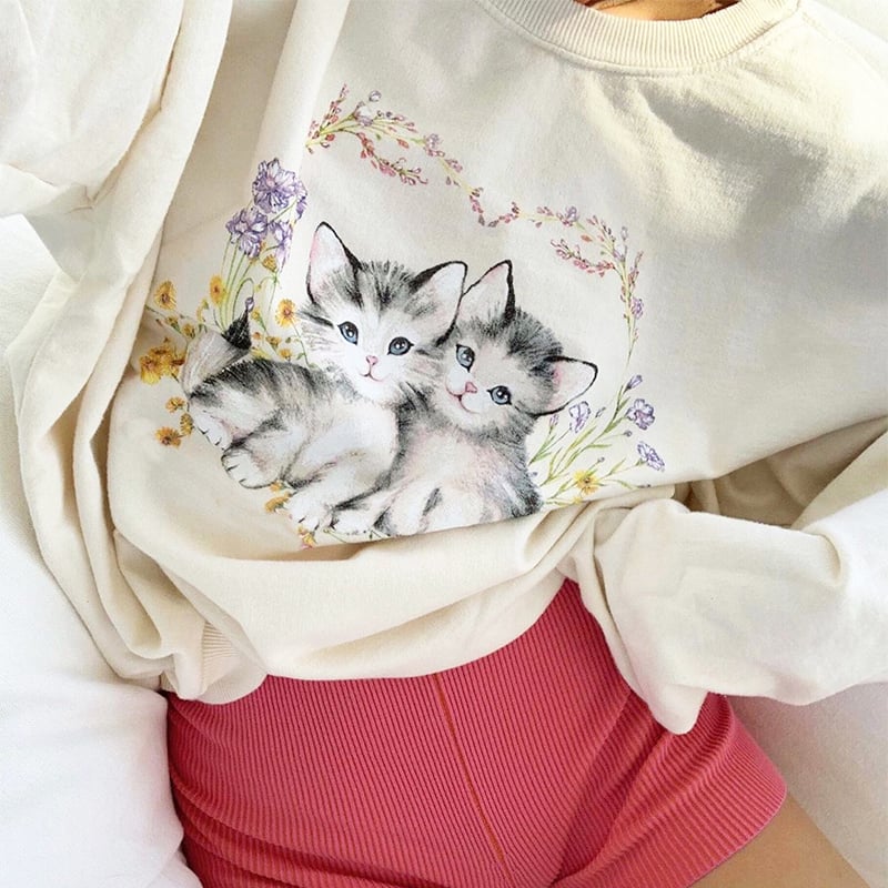 Kitten Cat Cartoon Print Sweatshirt Causal Long Sleeve Shirt Crew Neck Oversize Loose Sweater E-Girl Kawaii Korean Japanese Harajuku Streetwear