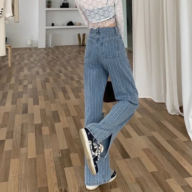 Heart Cut Out Flare Jeans