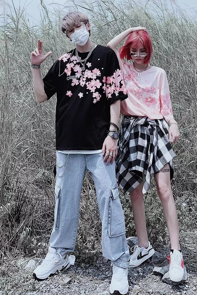 Cute Cherry Blossom Sakura Flower Graphic Print Oversized Short Sleeve Tee Shirt T-shirt Unisex Top E-Girl Kawaii Korean Japanese Harajuku Streetwear